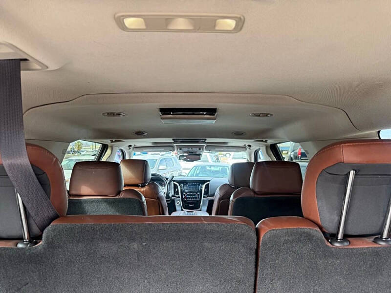 2016 Cadillac Escalade ESV Luxury Collection