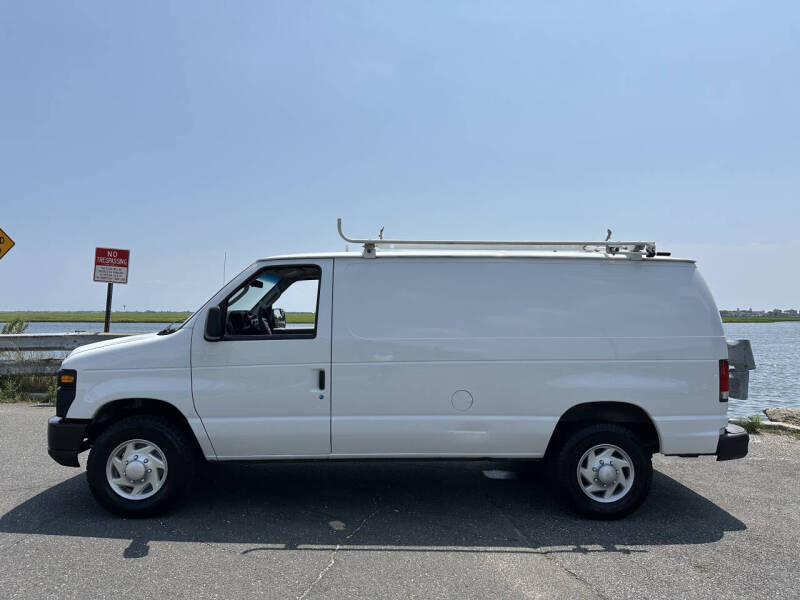 2014 Ford E-Series E-250