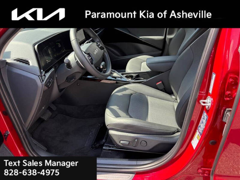 2025 Kia Niro EX