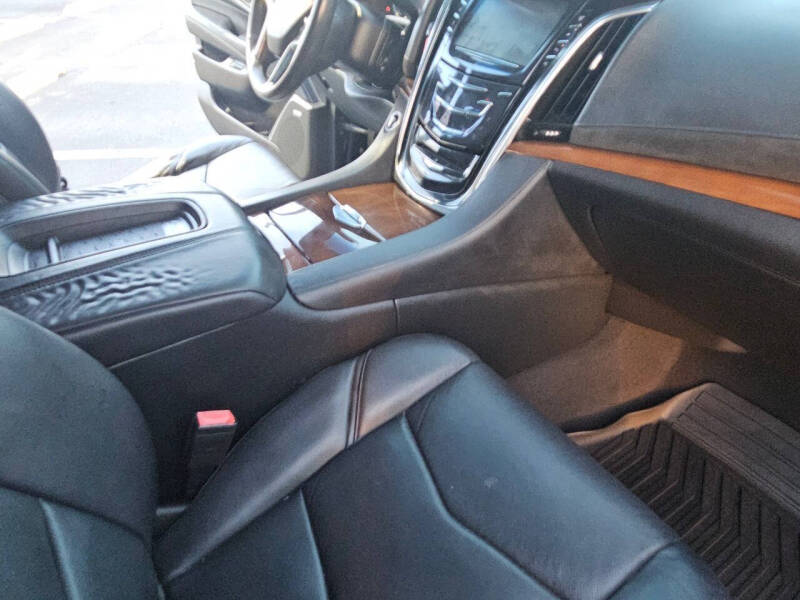 2017 Cadillac Escalade ESV Premium Luxury