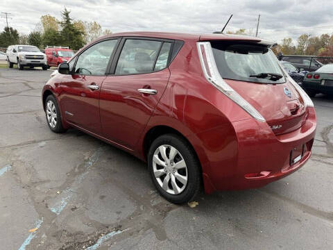 2015 Nissan LEAF S
