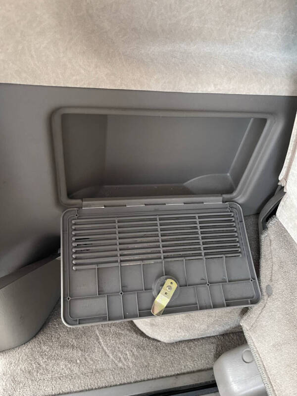 1997 Toyota Granvia