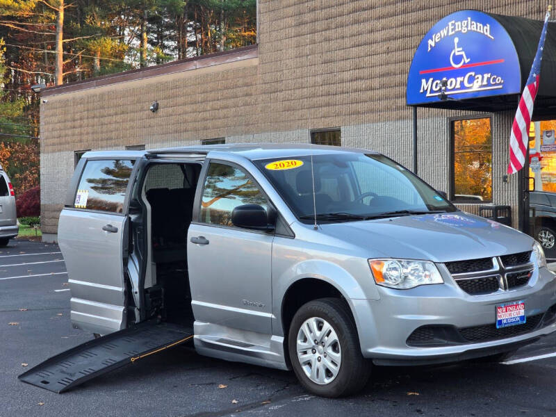 2020 Dodge Grand Caravan SE's photo