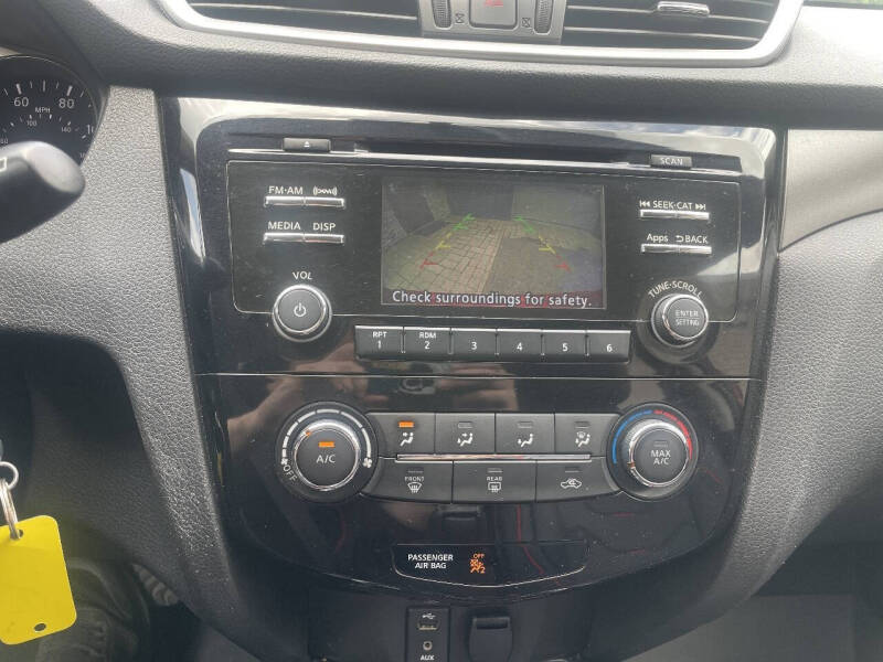 2016 Nissan Rogue S