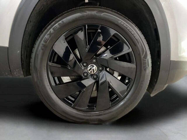 2025 Volkswagen Atlas Cross Sport SE 4Motion