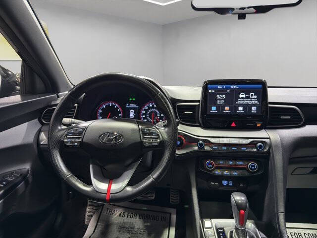 2019 Hyundai Veloster