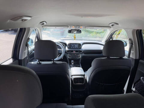 2020 Hyundai Santa Fe SE