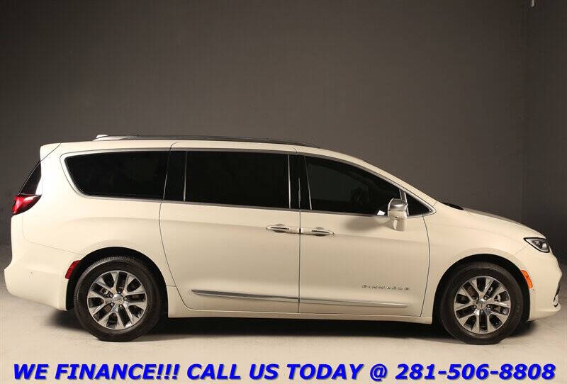 2021 Chrysler Pacifica Hybrid Pinnacle