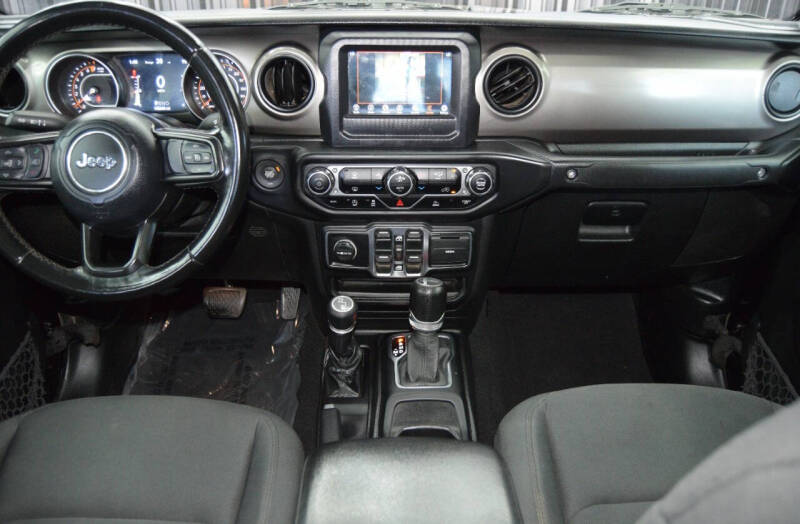 2021 Jeep Gladiator Willys