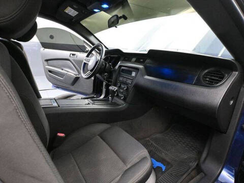 2012 Ford Mustang V6