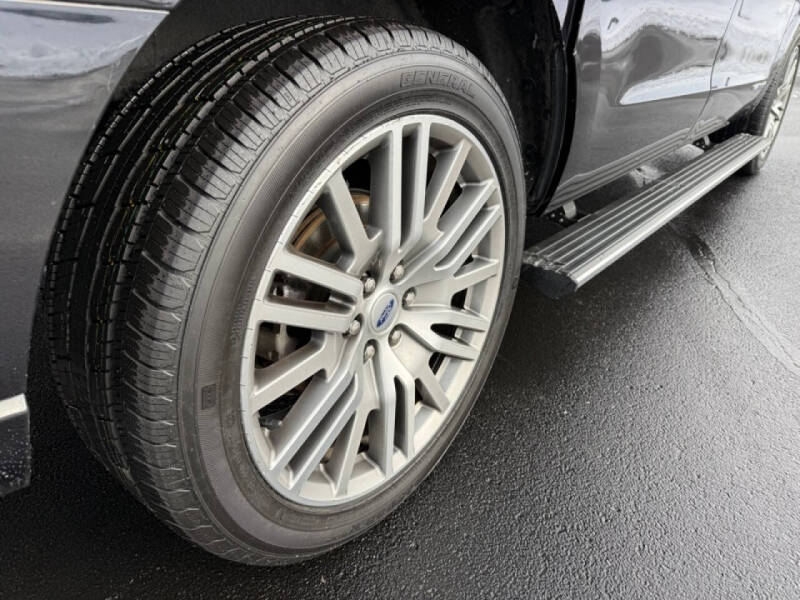 2022 Ford Expedition MAX Platinum