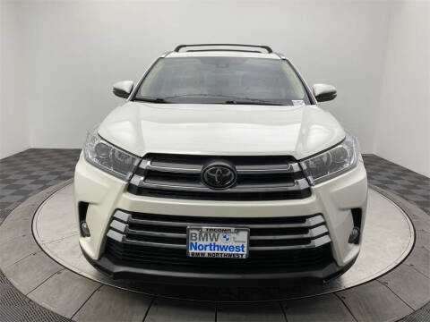 2017 Toyota Highlander