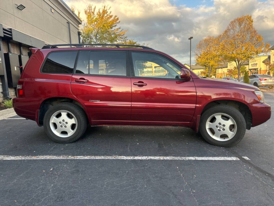 2007 Toyota Highlander for sale at Bingo Auto Sales LLC in Atlanta , GA