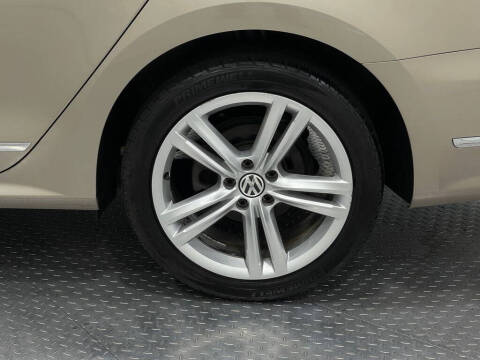 2015 Volkswagen Passat 2.0L TDI SEL Premium