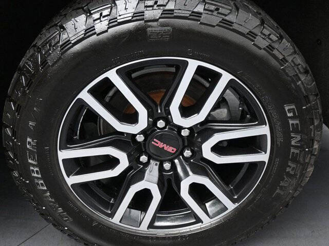 2023 GMC Yukon XL AT4