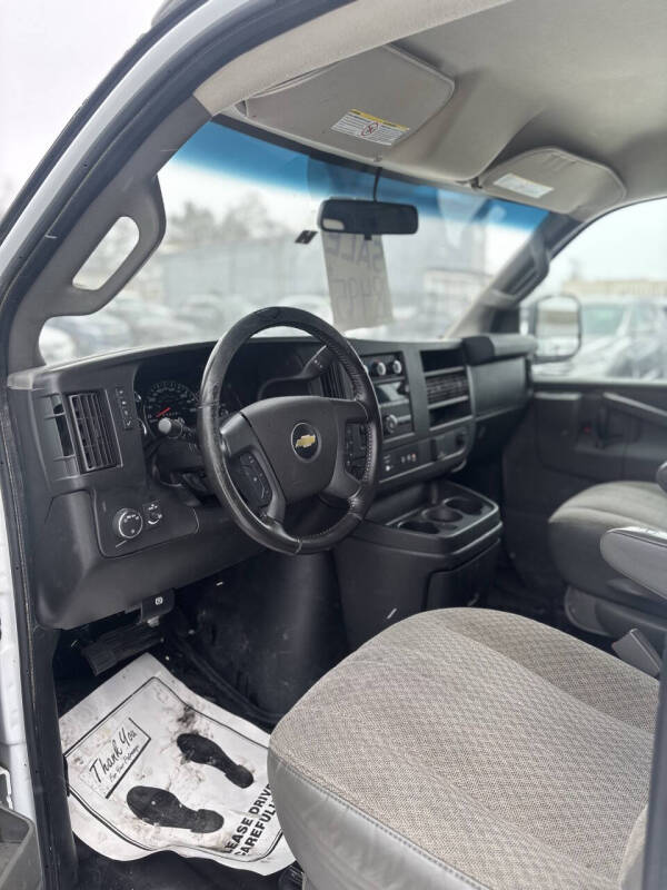 2021 Chevrolet Express 2500