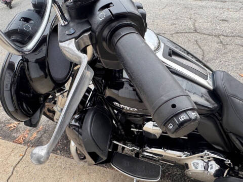 2014 Harley-Davidson FLHTK -