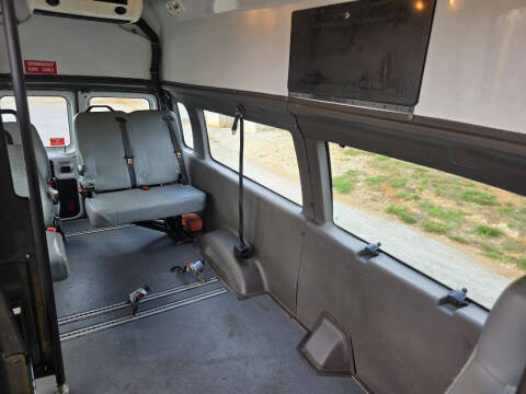 2012 Ford E-Series E-350 SD
