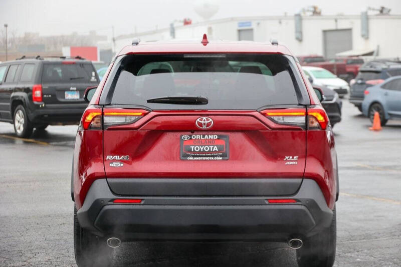 2025 Toyota RAV4 XLE Premium
