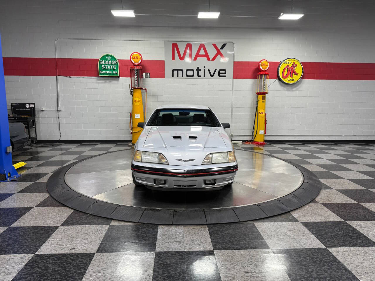 1988 Ford Thunderbird 10