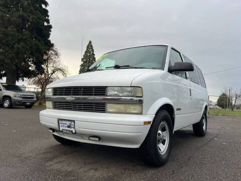 2002 Chevrolet Astro for sale at Pacific Auto LLC in Woodburn OR