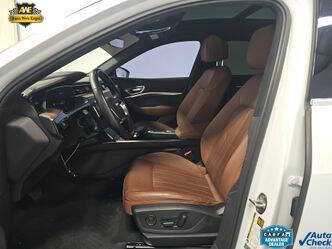 2019 Audi e-tron quattro Premium Plus