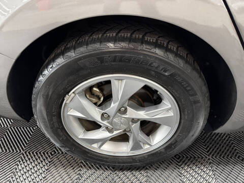 2021 Hyundai Elantra SE