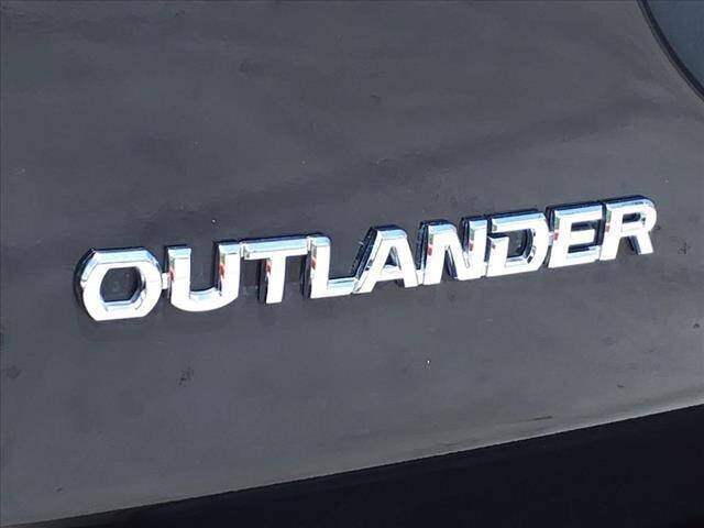 2020 MITSUBISHI Outlander SUV / Crossover - $13,197