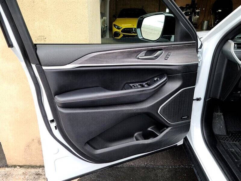 2024 Jeep Grand Cherokee Anniversary Edition 4xe