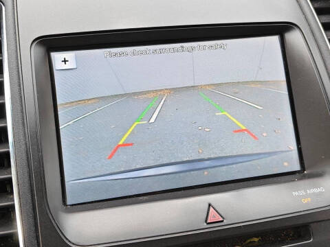 2018 Ford Taurus SEL