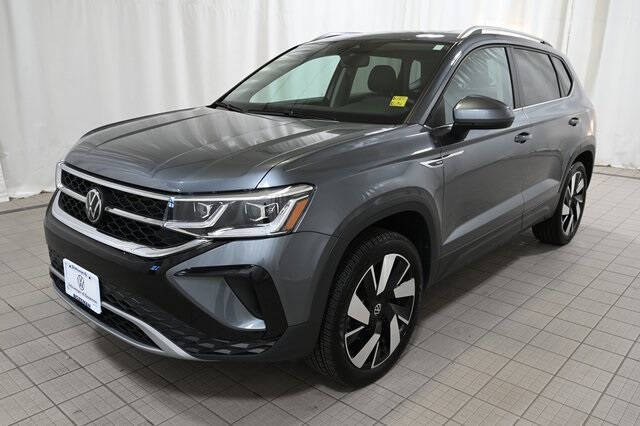 2024 Volkswagen Taos SEL 4Motion