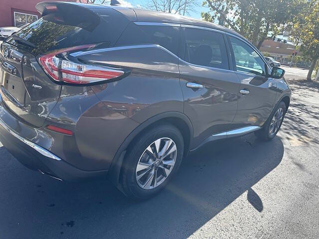 2017 Nissan Murano S photo 16