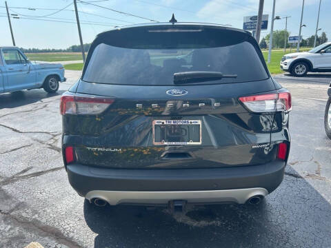 2022 Ford Escape Titanium