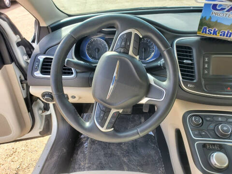 2015 Chrysler 200 Limited