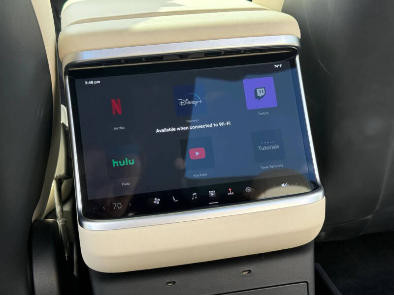 2023 Tesla Model X Standard Range
