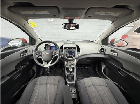 2014 Chevrolet Sonic LT Manual