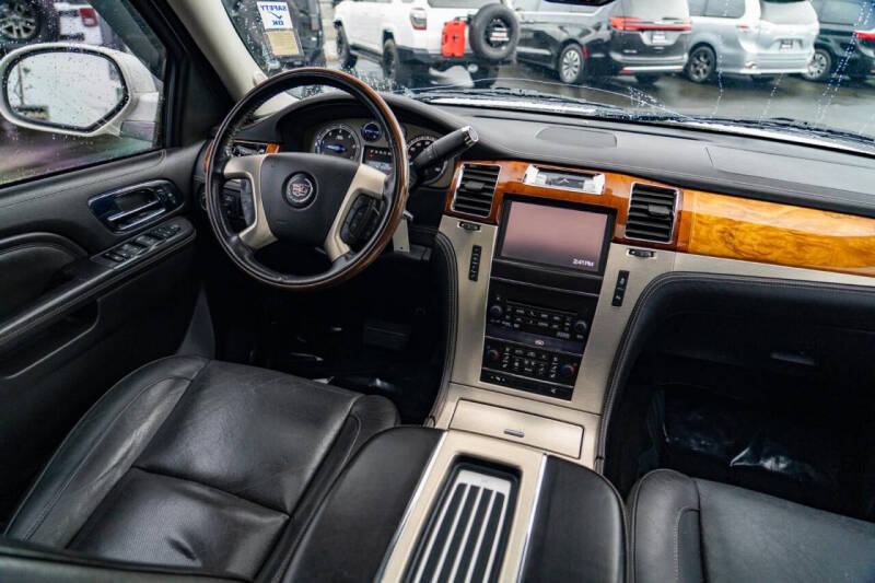 2014 Cadillac Escalade Platinum