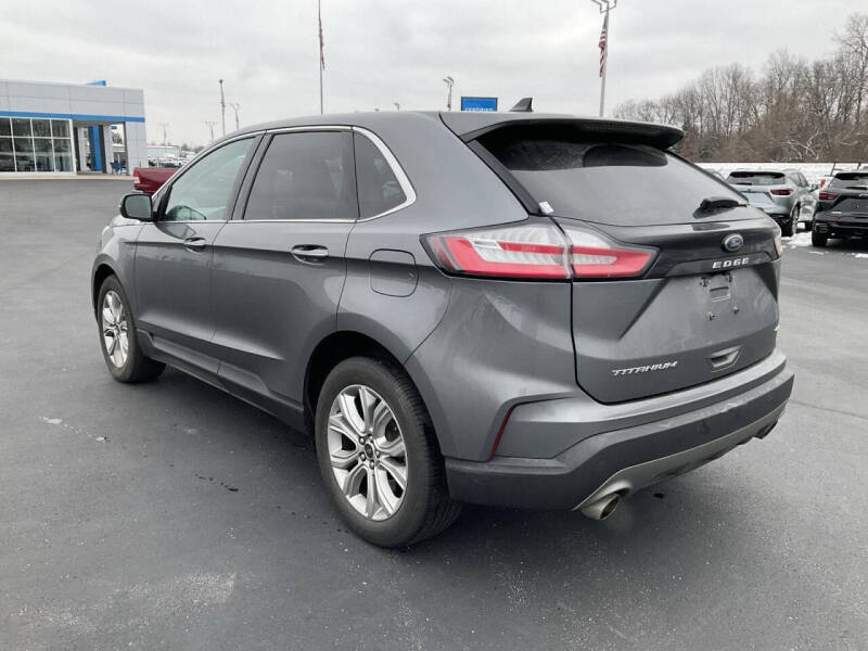 2024 Ford Edge Titanium