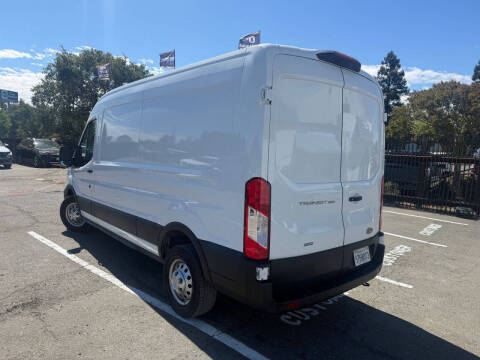 2023 Ford Transit