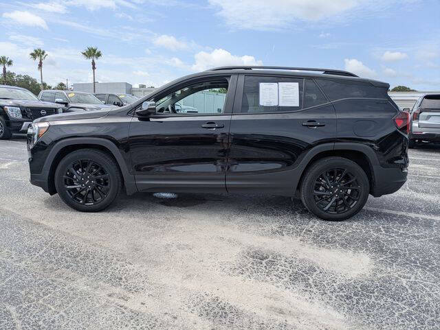 2023 GMC Terrain SLE