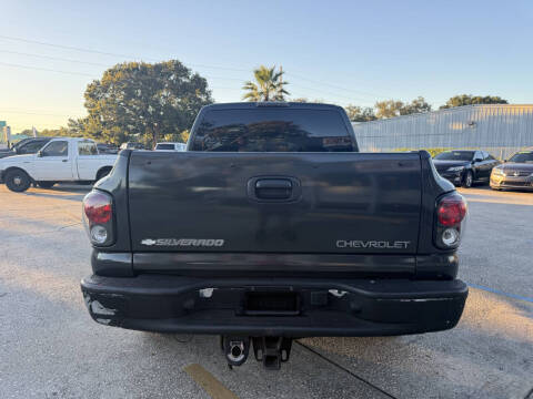 2004 Chevrolet Silverado 1500 LS