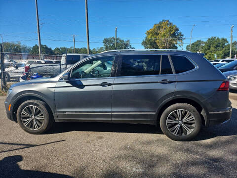 2018 Volkswagen Tiguan 2.0T SEL 4Motion