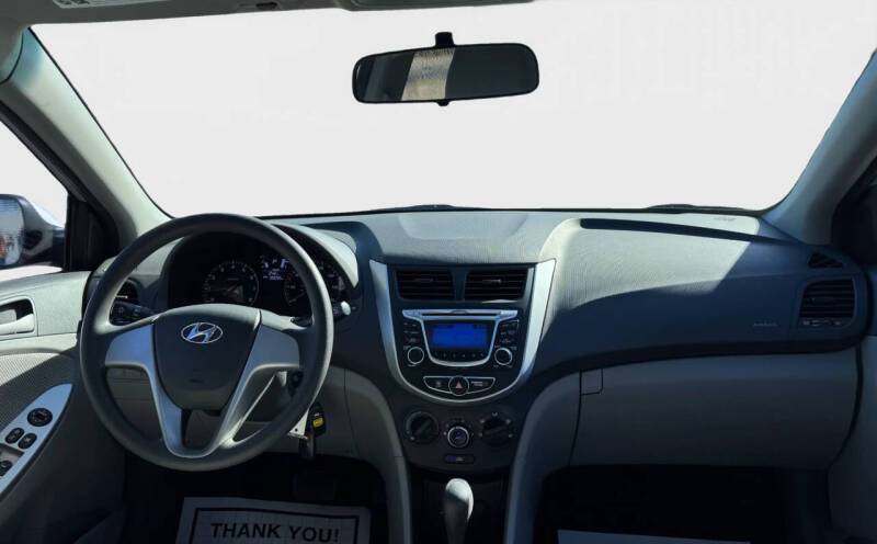 2013 Hyundai Accent GLS