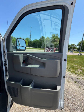 2017 Chevrolet Express 2500