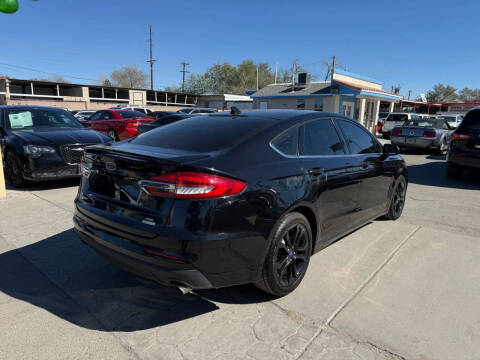 2020 Ford Fusion SE