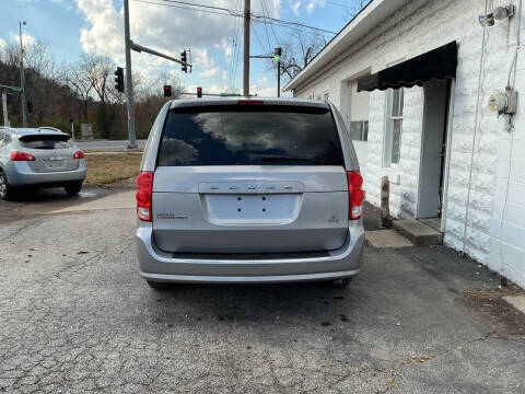 2013 Dodge Grand Caravan SE