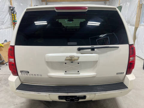 2011 Chevrolet Suburban LTZ