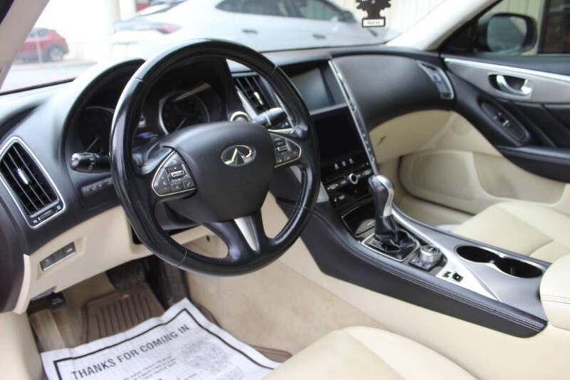 2014 Infiniti Q50