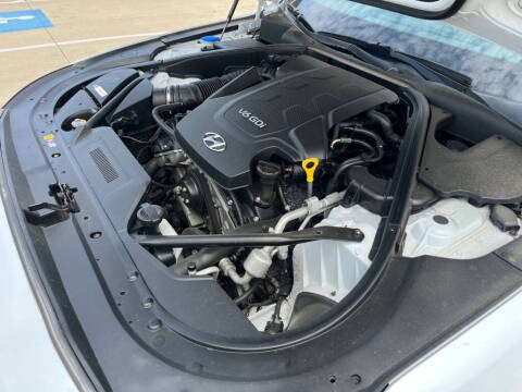 2015 Hyundai Genesis