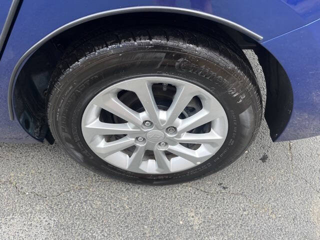 2022 Hyundai Accent SEL